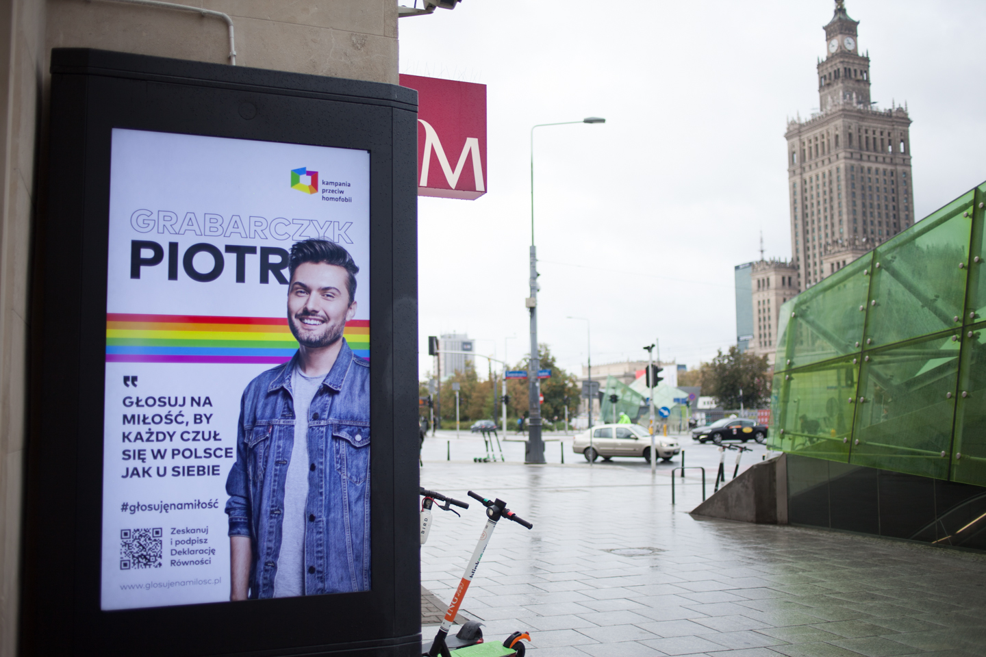 Affiche de soutien à la communauté LGBT en Pologne