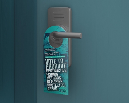 Door hanger placed on doors of our MEPs in Strasbourg